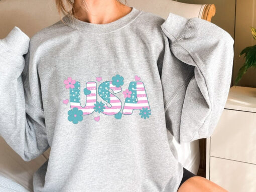 4th of July Retro Sweatshirt, Groovy Flowers Crewneck