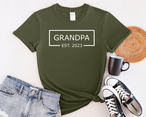 Custom Grandpa Est. 2023 Shirt, Grandpa Est. 2023 T-Shirt, Promoted to Grandpa, Grandpa 2023 Tee