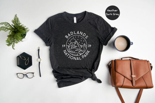 Badlands Hiking T-Shirt, Badlands National Park Shirt, Badlands Park Shirt, Badlands Souvenir Shirt, Badlands Family Trip