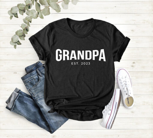 Grandpa Est 2023 Shirt, Grandpa Shirt, New Grandpa Shirt, Gift for Grandpa, Father's Day Gift