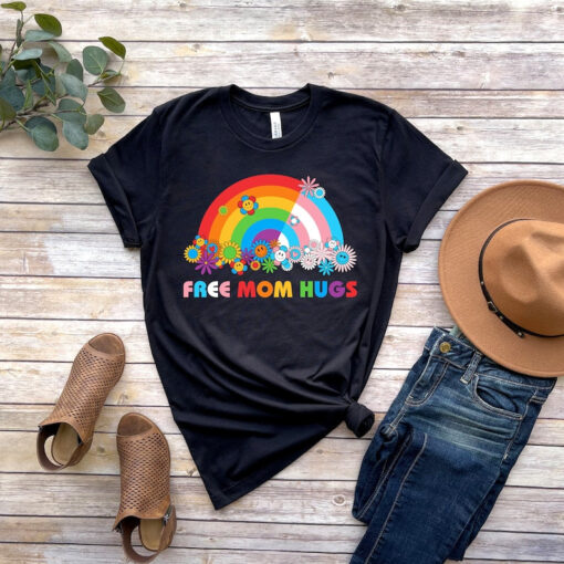 Free Mom Hugs T-Shirt, Proud Mom Apparel, Rainbow Gay Pride T-Shirt, Lgbtq Proud Parent Shirt