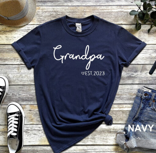 Grandpa 2023 Shirt, Grandpa 2023 T Shirt, baby announcement Shirt, Grandpa est 2023 Shirt