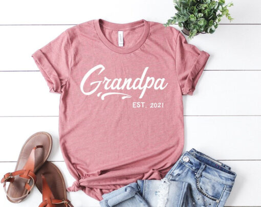 Grandpa Est 2021 Shirt, Personalized Grandpa Shirt, Fathers Day Gift, New Grandpa Gift