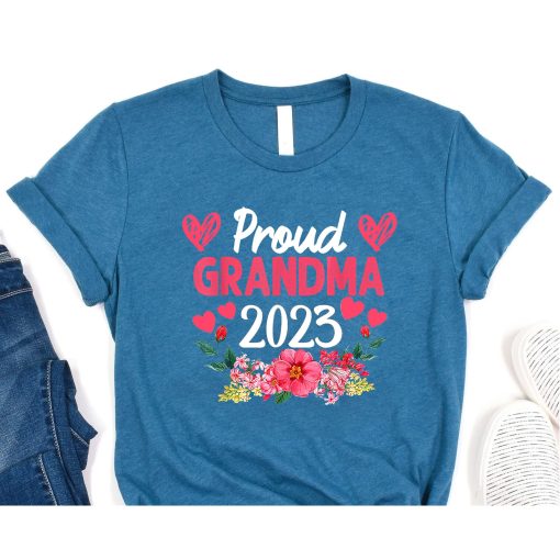 Promoted to Grandma 2023 Mothers Day Soon to be Grandma 2023, First Time Grandma Tee, Promoted To Grandma, Nana Shirt