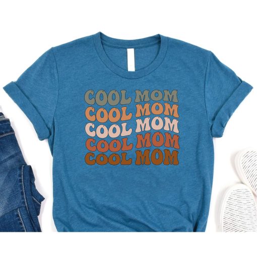 Cool Mom Shirt, Shirts For Mom, Mothers Day Gift, New Mom Gifts, Retro Cool Mom T-Shirt, Mama Outfit, Boho Retro Graphic Tee