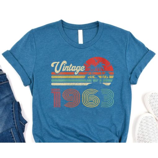 60 Year Old Vintage 1963 60th Birthday Gifts for Women Men t-shirts