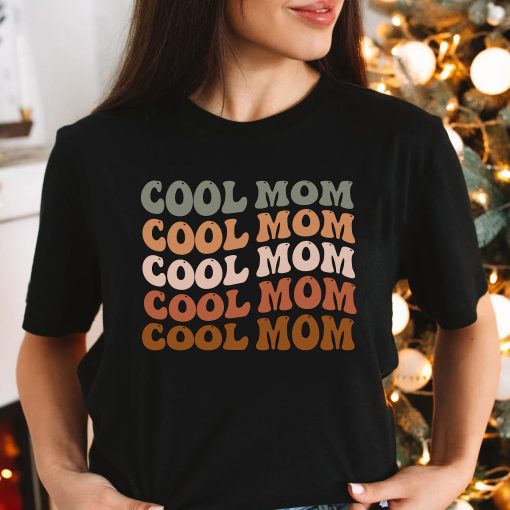 Cool Mom Shirt, Shirts For Mom, Mothers Day Gift, New Mom Gifts, Retro Cool Mom T-Shirt, Mama Outfit, Boho Retro Graphic Tee