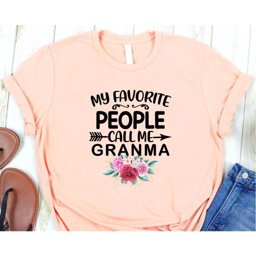 My Favorite People Call Me Granny Funny Floral Mother's Day T-Shirt