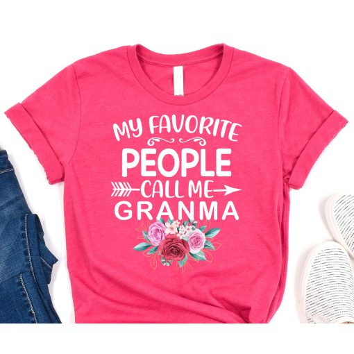 My Favorite People Call Me Granny Funny Floral Mother's Day T-Shirt