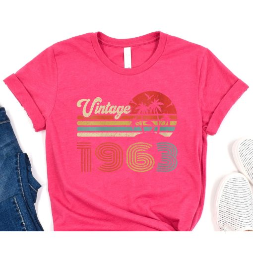 60 Year Old Vintage 1963 60th Birthday Gifts for Women Men t-shirts