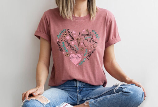 Love Nurse Shirt, Nurse T-Shirt, Nurse Tees, Cute Nurse Shirts, Nurse Appreciation Gift, Nurse Gift Idea