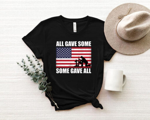 Patriotic American Flag Heart Thank You Memorial Day Veterans All Gave Some Some Gave All T-Shirt