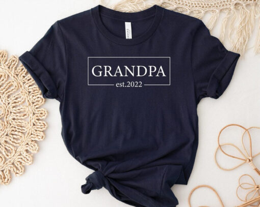 Personalized Grandpa Tshirt, Grandpa Est 2023 Shirt, New Grandpa Tee Shirt, Custom Grandpa Shirt