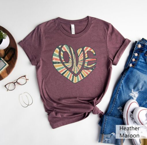 Retro Love Shirt, Boho Love Shirt, Love Shirt, Valentines Day Gift, Heart Sweater, Heart Love Shirt