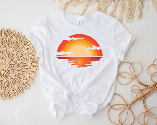 Summer Vacation 2023 T-shirt, Sunset Sunshine Shirt For Beach Lovers For Sunset Design Tee For Women's