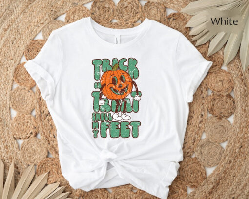 Trick Or Treat Smell My Feet Halloween Shirt For Kids, Funny Halloween Shirt, Halloween Shirt For Kids,Retro Halloween Shirt