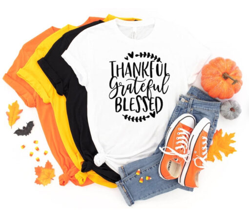 Thankful Grateful Thanksgiving Shirt, Cute Fall Graphic Tee , Truck Pumpkin Shirt, Fall Harvest Shirt, Mom Fall Shirt