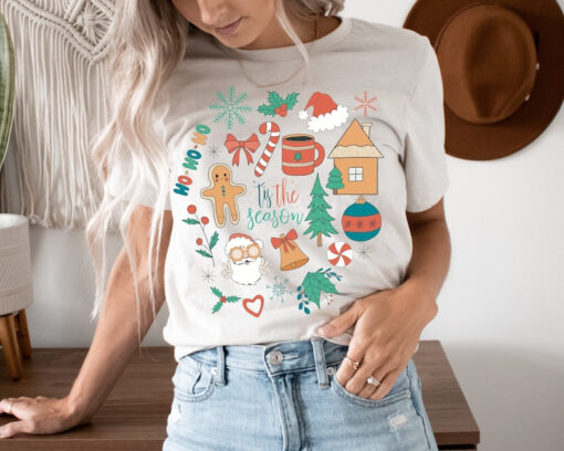 Tis The Season Retro Santa Christmas Shirt, Christmas Graphic Tees, Christmas Shirts for Women, Women's Holiday Shirt