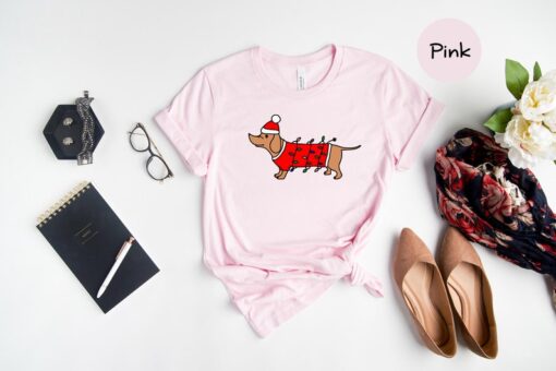 Christmas Dachshund Shirt, Santa Dachshund T-Shirt, Cute Dachshund Shirt, Holiday Dachshund Shirt