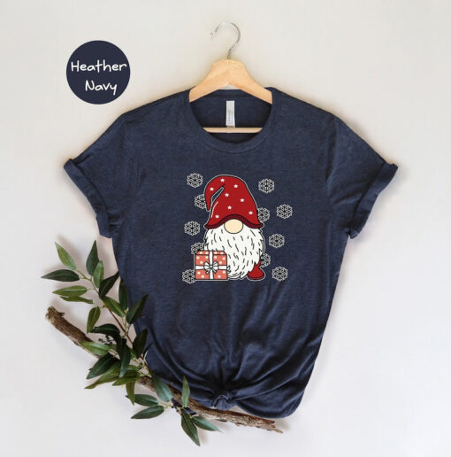 Gnome Snowflake Shirt, Christmas Gnomes Shirt, Christmas T-Shirt, Snowflakes Shirt, Gifts for Christmas