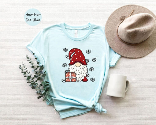 Gnome Snowflake Shirt, Christmas Gnomes Shirt, Christmas T-Shirt, Snowflakes Shirt, Gifts for Christmas