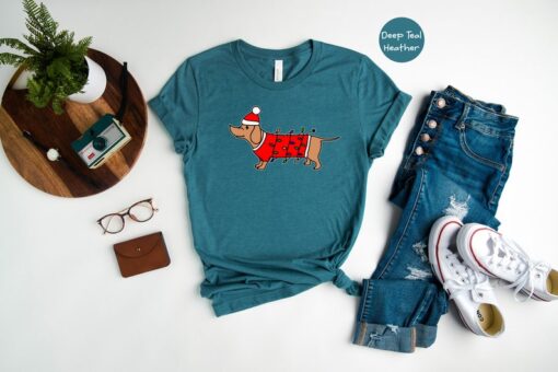 Christmas Dachshund Shirt, Santa Dachshund T-Shirt, Cute Dachshund Shirt, Holiday Dachshund Shirt