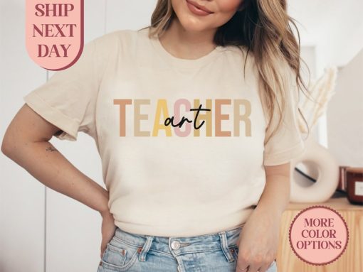 Art Teacher Shirt, New Art Teacher Shirt, Gift For Art Teacher, Retro Art Teacher Tee, Teaching Amazing Artists Tee, Artist Gift