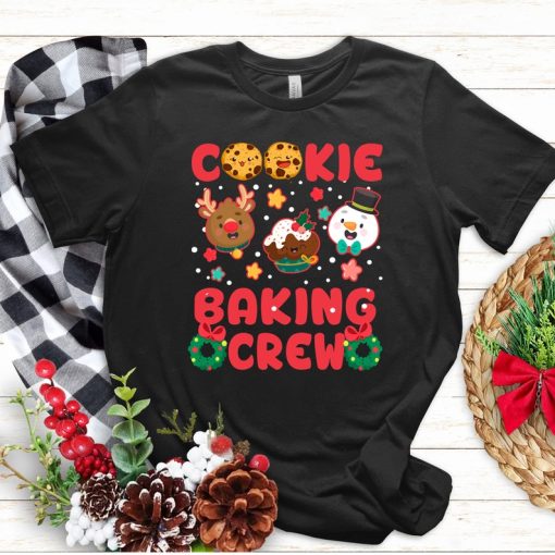 Funny Christmas Cookie Baking Crew Christmas Santa Family Funny Gingerbread Team T-Shirt