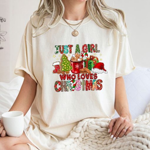 Comfort Colors® Just A Girl Who Loves Christmas, Christmas Lover Shirt