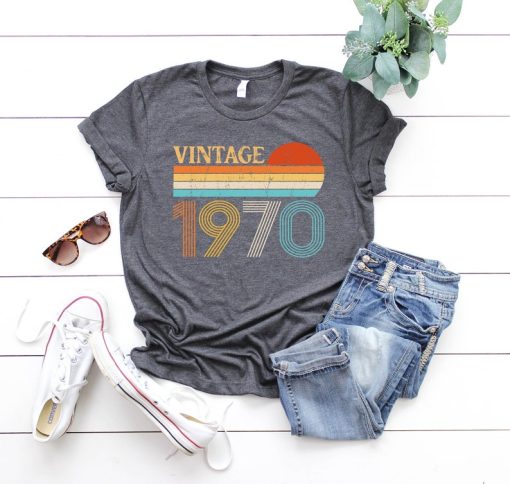 Vintage 1970 53th Birthday Year Old Gifts T-Shirt For Men Women