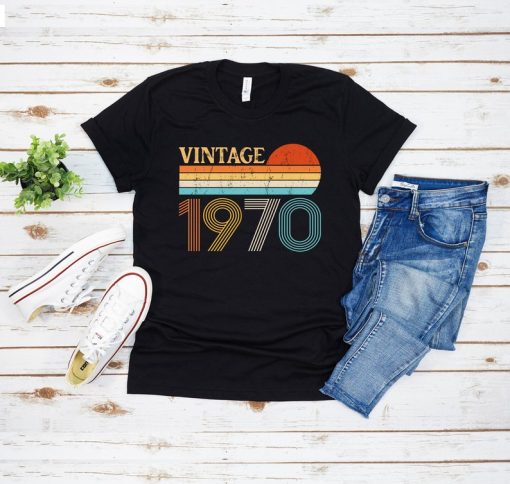 Vintage 1970 53th Birthday Year Old Gifts T-Shirt For Men Women