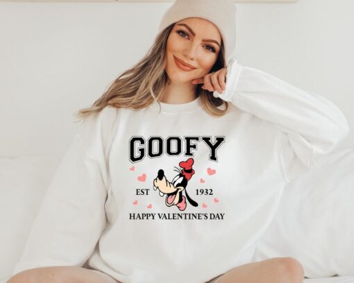 Goofy Happy Valentines Day Sweatshirt,Goofy Est. 1932 Sweatshirt,Disney Shirt ,Matching Family shirt