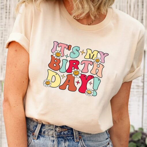 My Birthday Retro Groovy Birthday Women Teens Girls T-Shirt