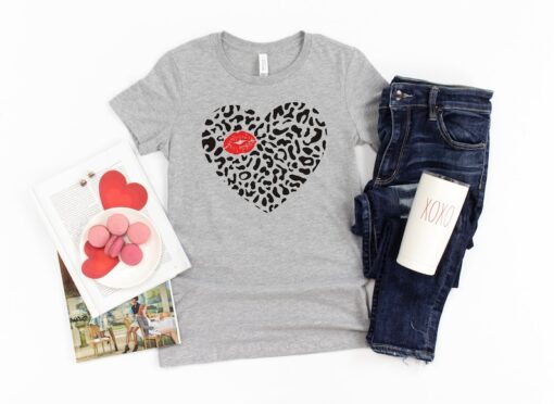 Leopard Heart Shirt,Valentine's Day Shirt,Valentines Day Shirts For Woman,Heart Shirt,Cute Valentine Shirt,Valentines Day Gift,Kiss Shirt