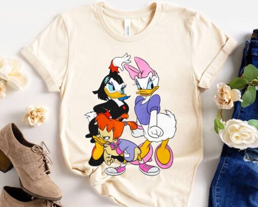 Disney Girls Duck Daisy Gosalyn Magica Sweatshirt / Retro 90s Disney Shirt / Walt Disney World / Magic Kingdom Park