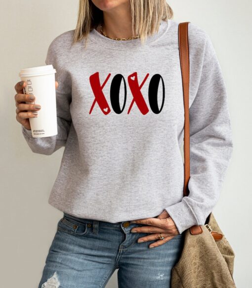 Valentines Day Sweatshirt, XOXO Sweatshirt, Valentines Shirt, Love Sweatshirt, Valentines Day Shirts for Women, Valentines Day Hoodie