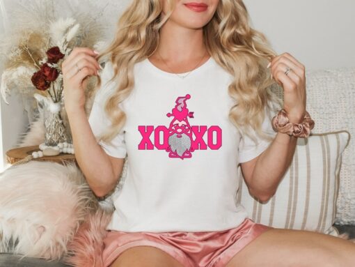 XOXO Valentine Gnome Tshirt, Cute Gnomies Tshirt, Valentines T-shirt, Cute Valentine Tee, Love Gnome Shirt, Heart Valentine's Crewneck