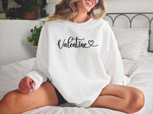 Valentine Sweatshirt, Heart Sweatshirt, Valentines Day Shirt, Crewneck Sweater, Retro Shirt, Gift For Wife