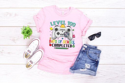 Level 100 Days of School Completed T-shirt,Gaming Shirt,100th Day Celebration Shirt,Happy 100 Day T-shirt