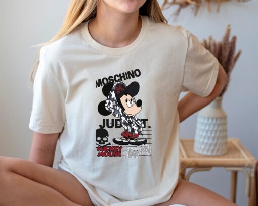 Moschino T-Shirt, Moschino Fashion T-Shirt, T-Shirt Moschino, Fashion Trend,Moschino Mickey Shirt, Disney trip shirt