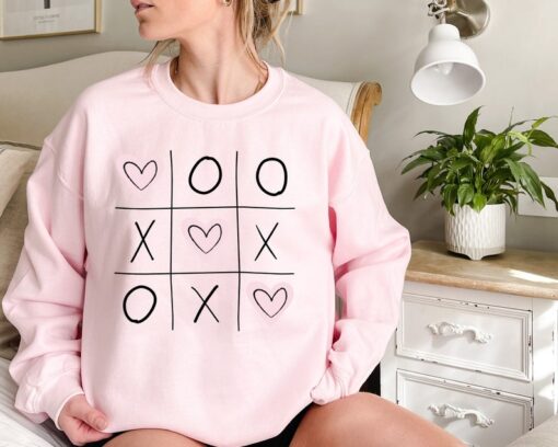 X'S And O'S Sweatshirt, Valentines Day, XOXO Sweatshirt, Funny XOXO Valentines Sweatshirt, Funny Couple Gift, Bff valentine gift