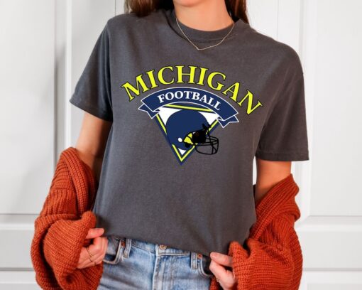 Michigan Football Shirt, Vintage Michigan Crewneck, Retro Michigan Tshirt, Michigan Varsity Sweatshirt