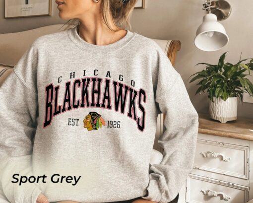 Vintage Chicago Blackhawks Sweatshirt, Blackhawks Tee, Hockey Sweatshirt, College Sweater, Hockey Fan Shirt