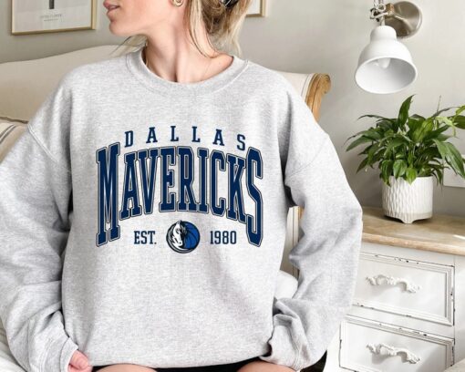 Vintage Dallas Mavericks Shirt, Dallas Basketball Hoodie, Unisex Basketball Shirt, Dallas Mavericks Sweatshirt