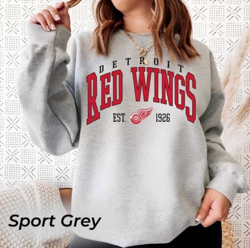 Vintage Detroit Red Wings Sweatshirt, Red Wings Tee, Hockey Sweatshirt, College Sweater, Hockey Fan Shirt