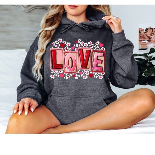 Lover Sweatshirt, Valentines Day Sweater, Heart Shirt, Sweatshirt, Womens Valentines Day Sweater, Valentines Day Shirt