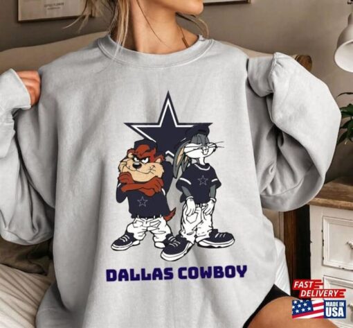 Dallas Cowboy Football Looney Tunes Vintage Style Nfl Unisex T-Shirt, Unisex Sweatshirt, Unisex Hoodie