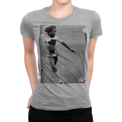 Bob Marley Playing Football T-Shirt , Men's Women's Sizes , Cotton Tee (wra-065)