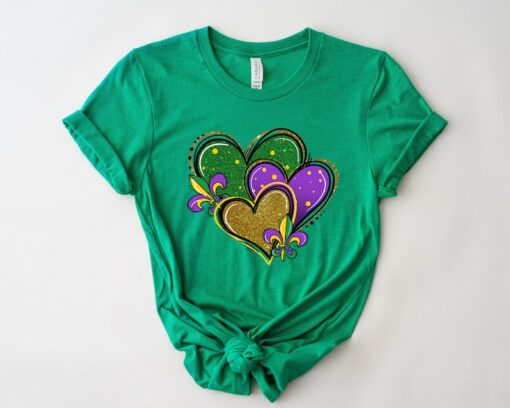 Mardi Gras Heart Shirt , Adult Mardi Gras Shirt , New Orleans Tee ,Womens Graphic Tee , NOLA Shirt , Fat Tuesday Shirt