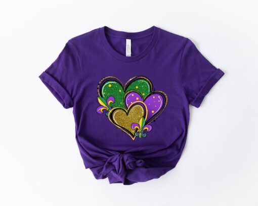 Mardi Gras Heart Shirt , Adult Mardi Gras Shirt , New Orleans Tee ,Womens Graphic Tee , NOLA Shirt , Fat Tuesday Shirt